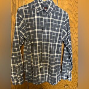 BUNDLE 4/$30 EUC MENS M DH3 MODERN FIT LONG SLEEVE 100%  COTTON shirt